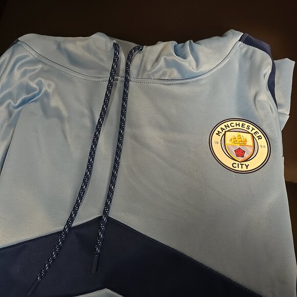 Manchester City sweatshirt - Picture 2 of 7